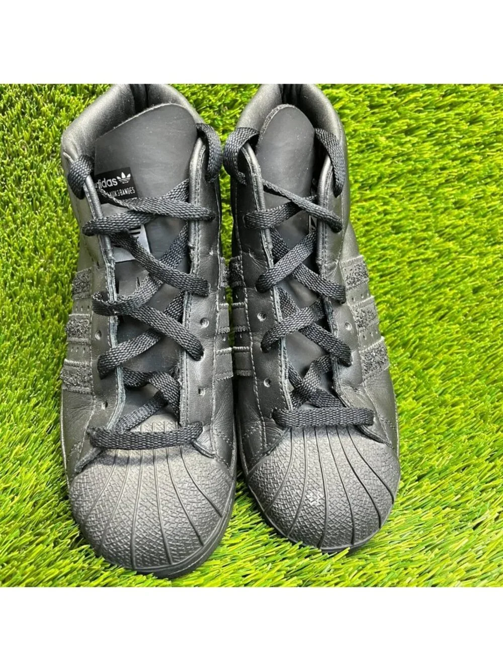 Adidas Pro Model Boys Size 5Y Triple Black Athletic Leather Shoes Sneakers